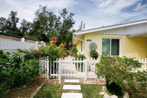 A home in LONGBOAT KEY