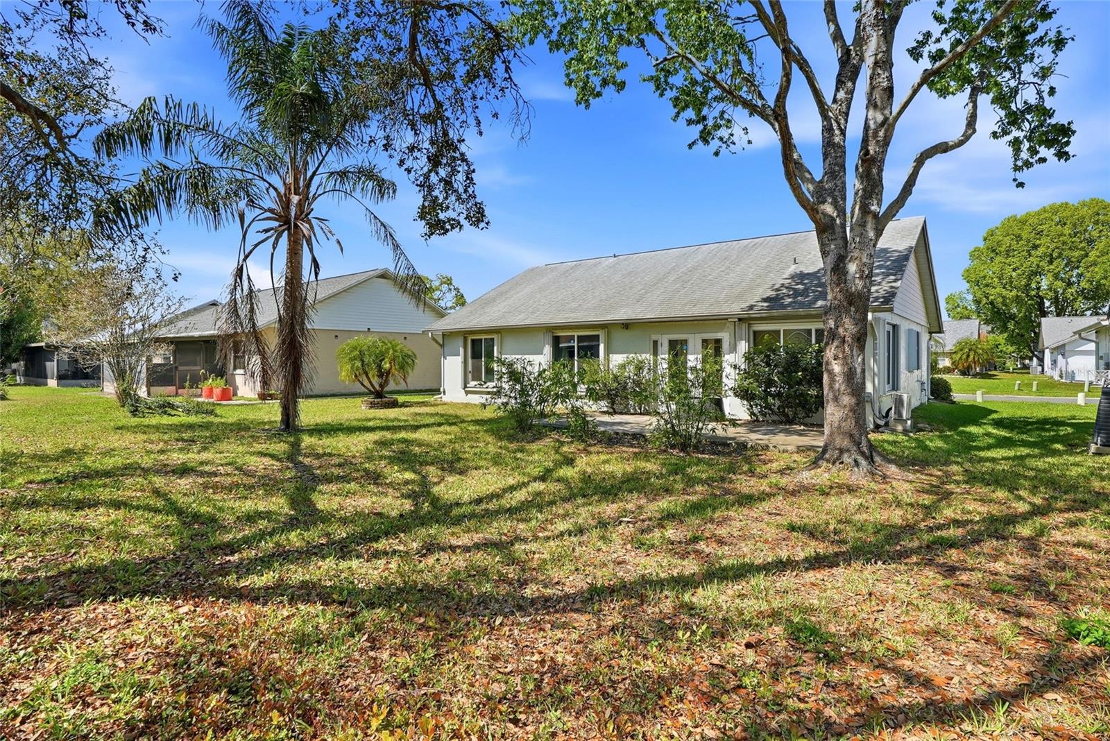 LAKES UNIT II PH 1 SEC III THE - Residential