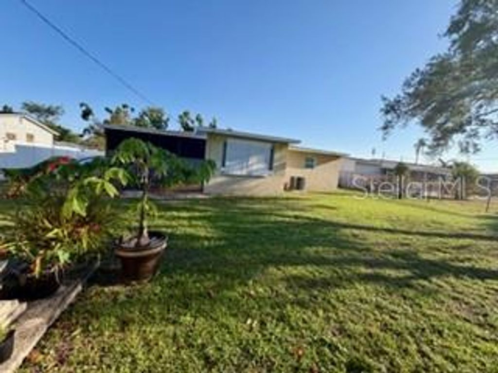 Photo of 3624 Abington Avenue S, St Petersburg, FL 33711 (MLS # TB8490152)