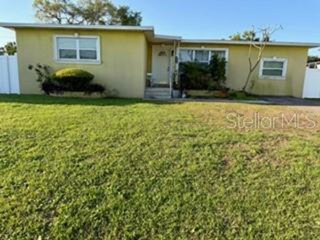 Photo of 3624 Abington Avenue S, St Petersburg, FL 33711 (MLS # TB8490152)