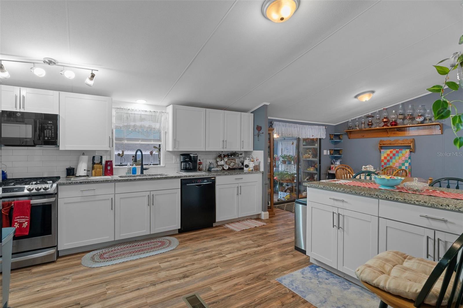 DEERWOOD - Residential