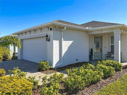 Tiny photo for 2750 Purple Meadow Court, Minneola, FL 34715 (MLS # G5107474)