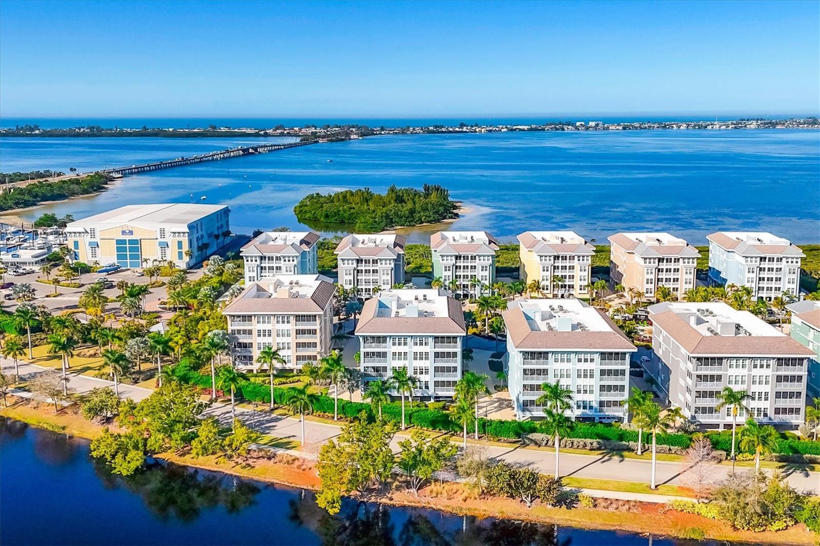 MARINA WALK ON ONE PARTICULAR HARBOUR 2 - Residential