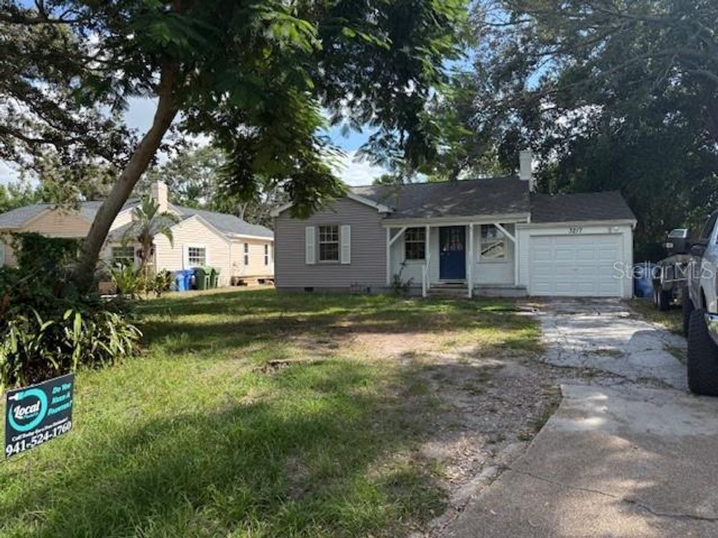 Photo of 3217 Avenue A W, Bradenton, FL 34205 (MLS # A4668553)