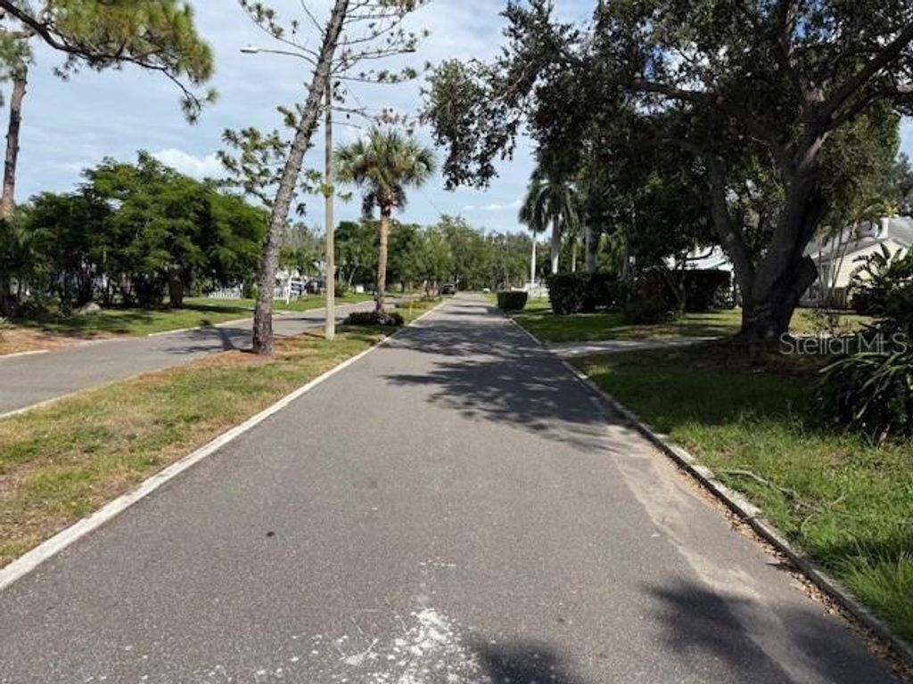 Photo of 3217 Avenue A W, Bradenton, FL 34205 (MLS # A4668553)