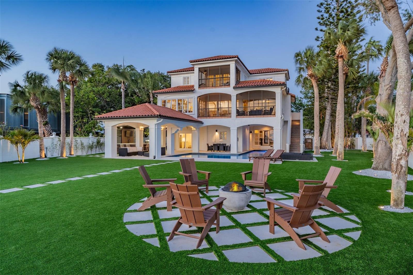 128 CARLYLE DRIVE