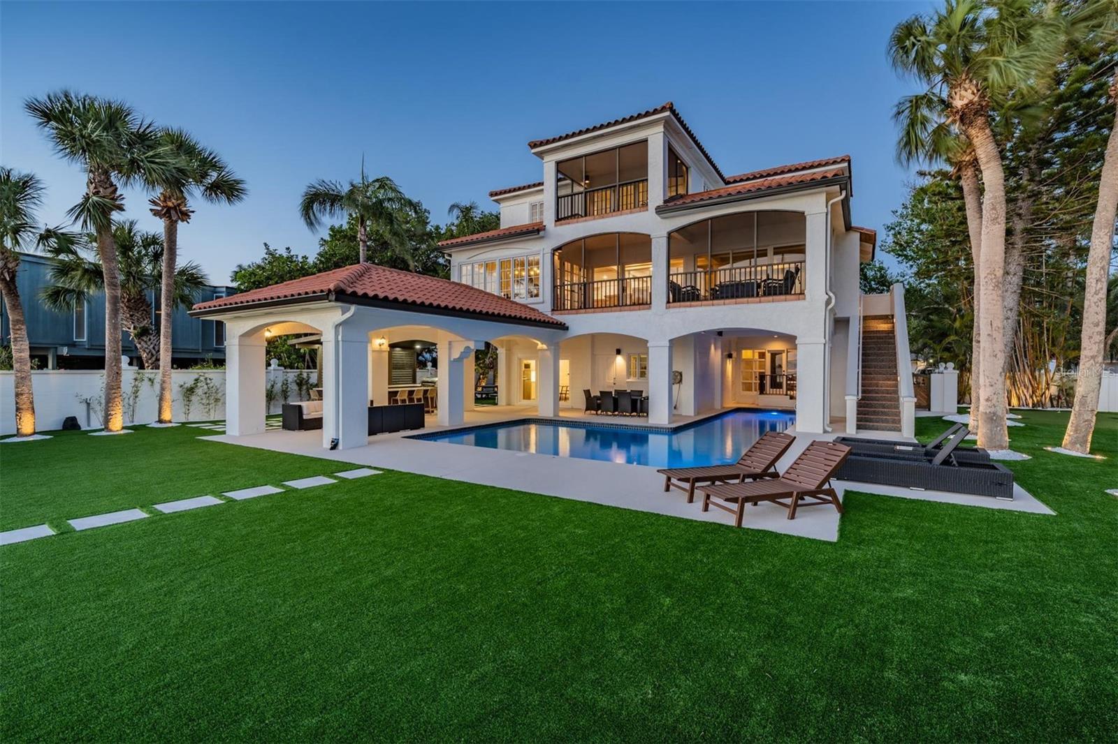 128 CARLYLE DRIVE