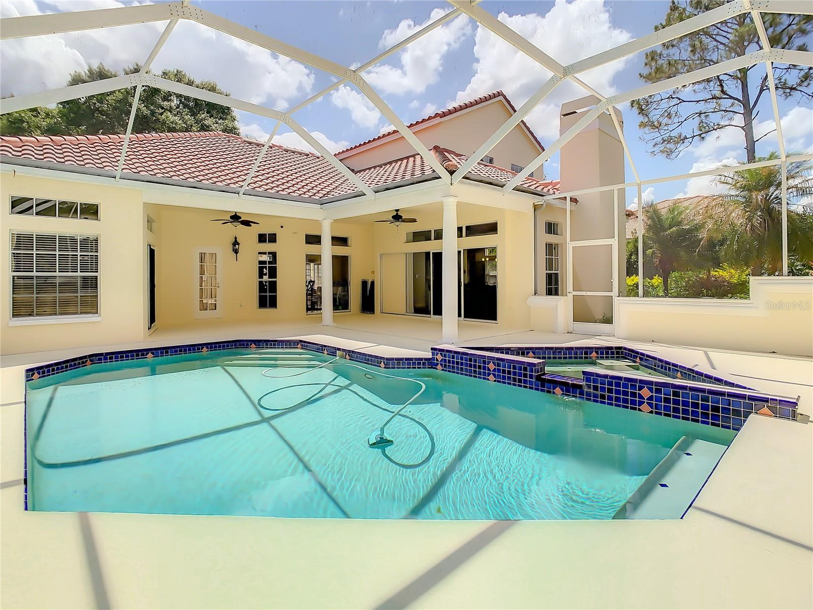 8907 MAGNOLIA CHASE CIRCLES