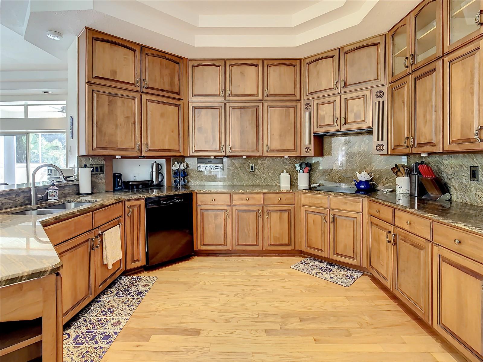 8907 MAGNOLIA CHASE CIRCLES