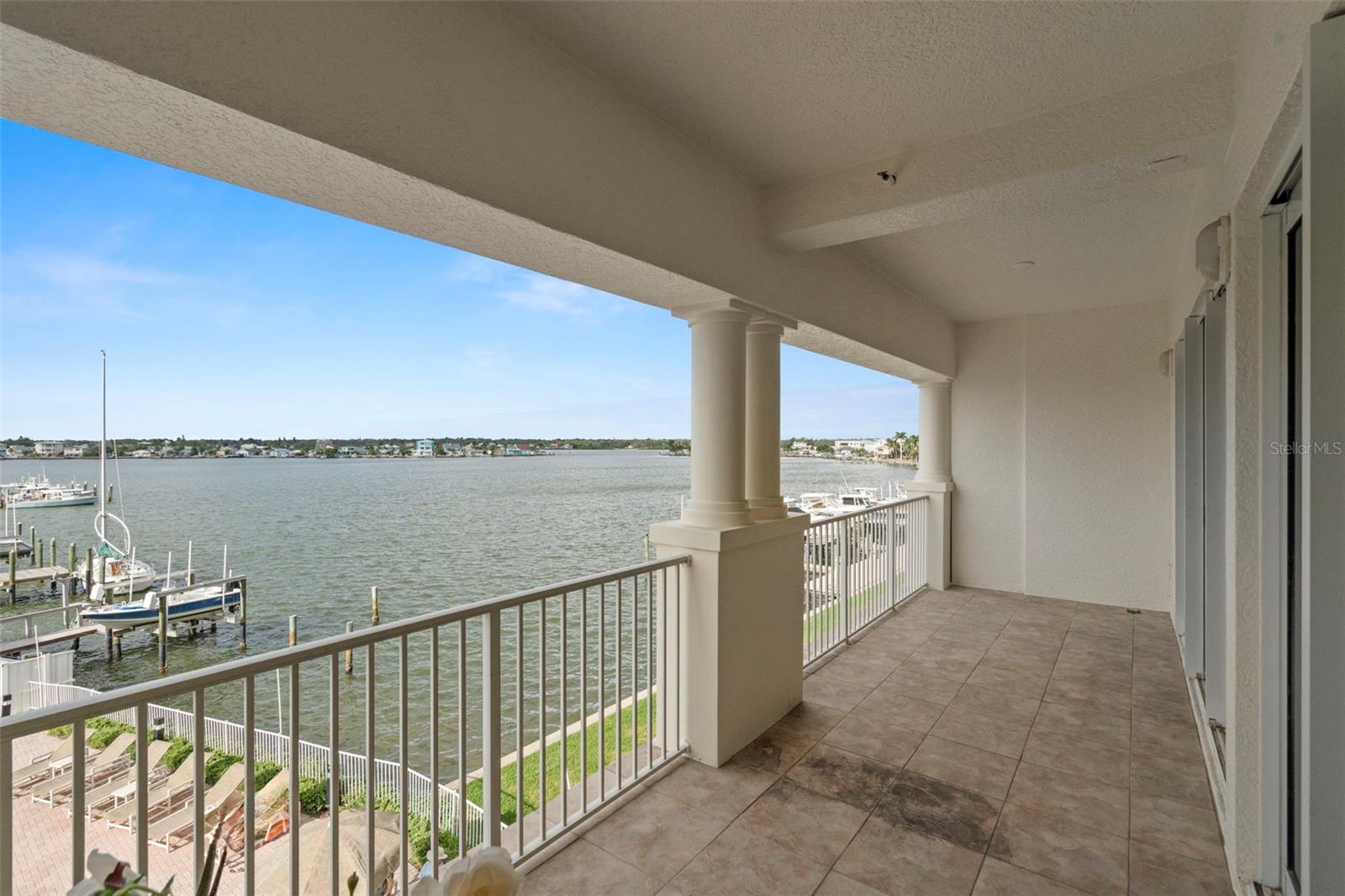 LAS PALMAS CONDO - Residential