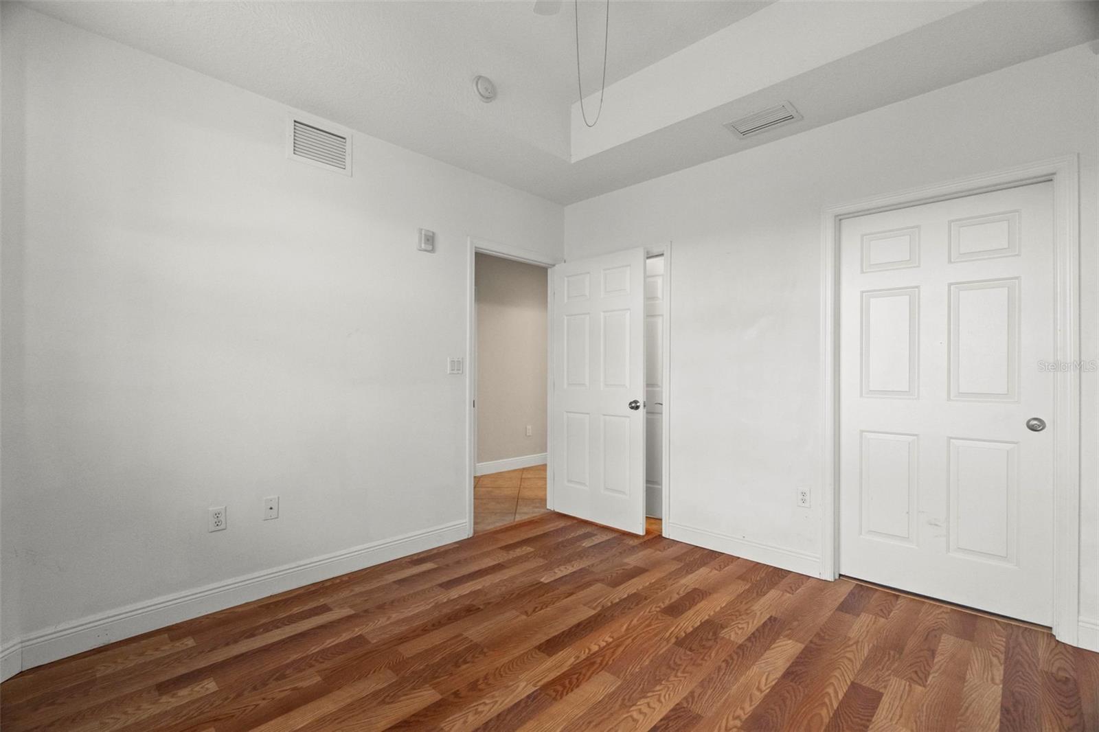 LAS PALMAS CONDO - Residential