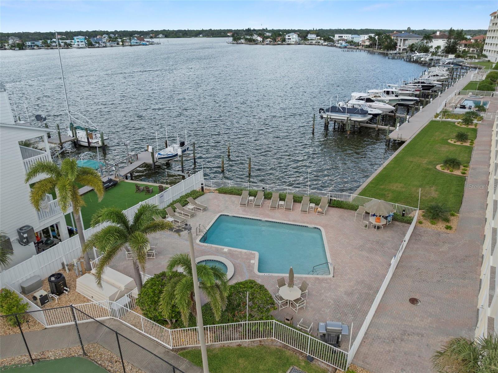 LAS PALMAS CONDO - Residential