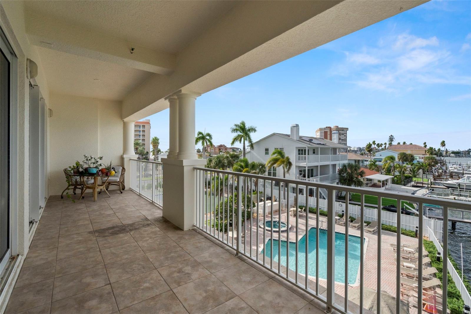 LAS PALMAS CONDO - Residential