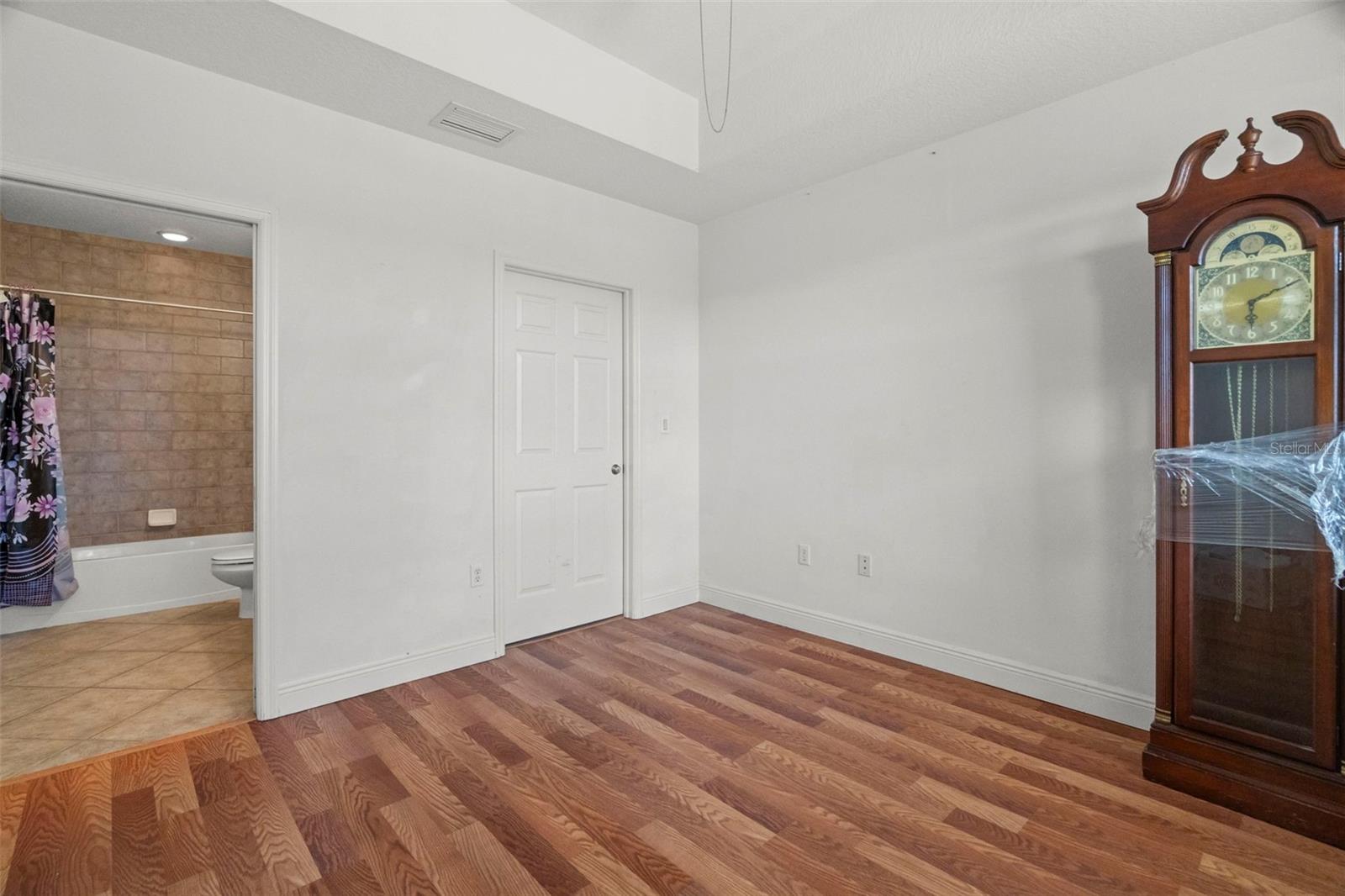 LAS PALMAS CONDO - Residential