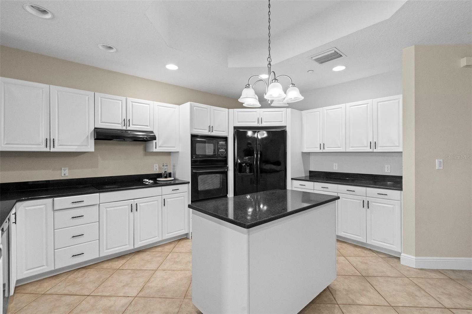 LAS PALMAS CONDO - Residential