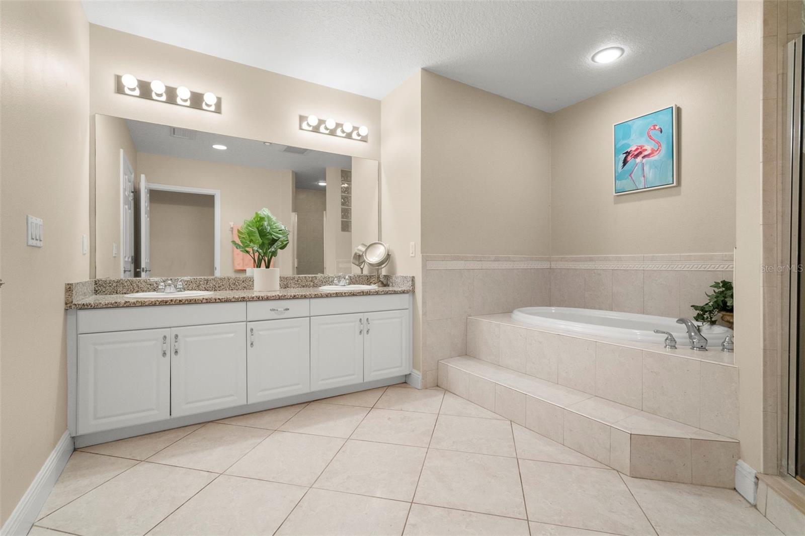 LAS PALMAS CONDO - Residential