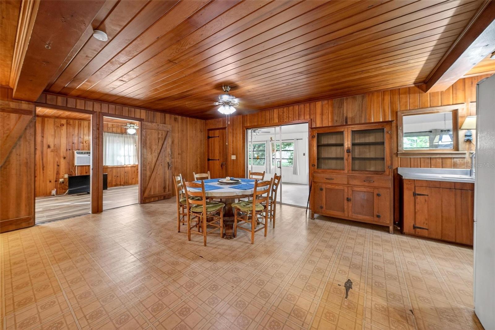 MAYWOOD - Residential