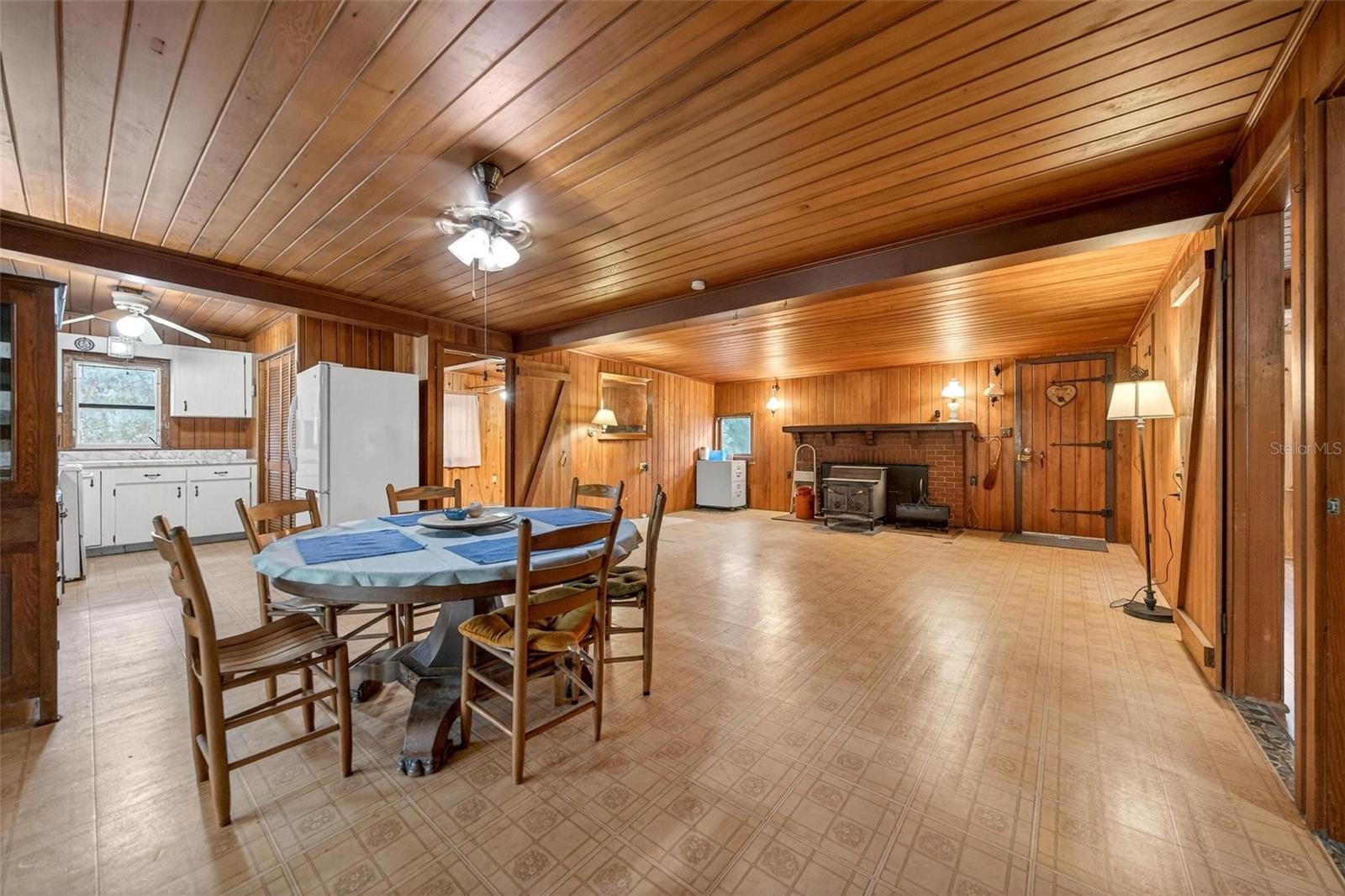 MAYWOOD - Residential