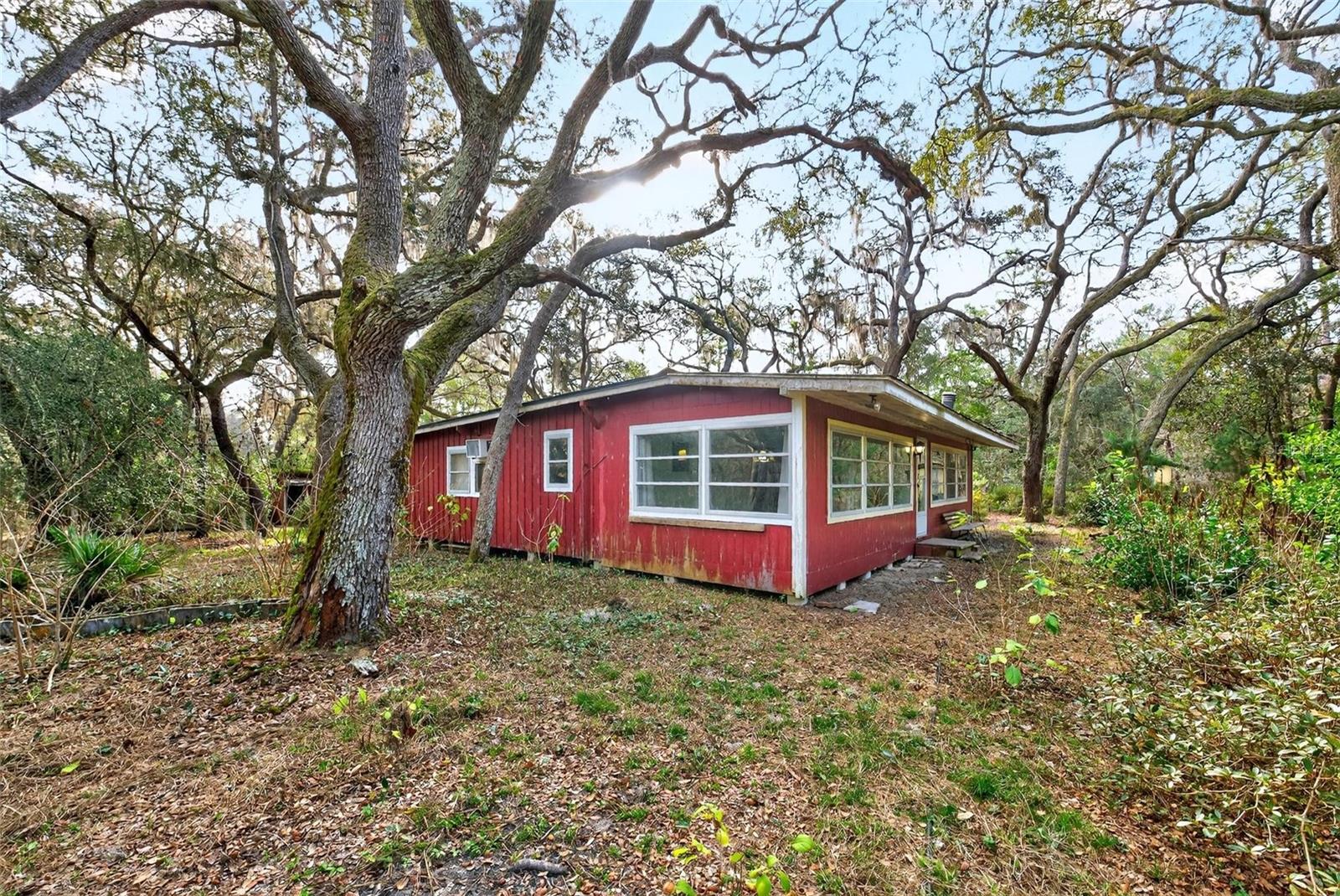 MAYWOOD - Residential