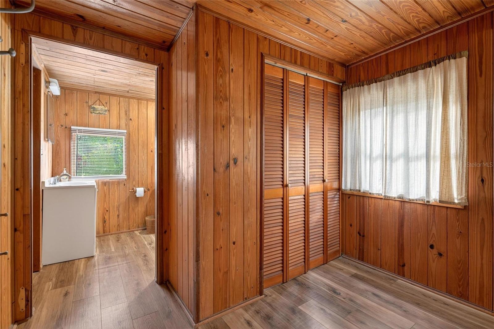 MAYWOOD - Residential