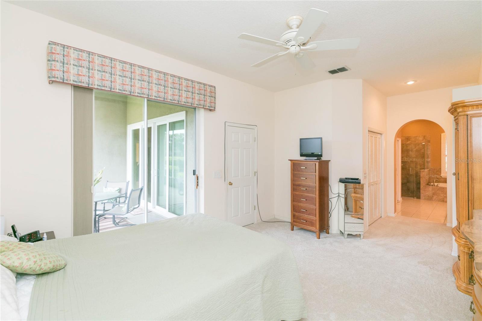 RIVER HILLS COUNTRY CLUB PARCE - Residential