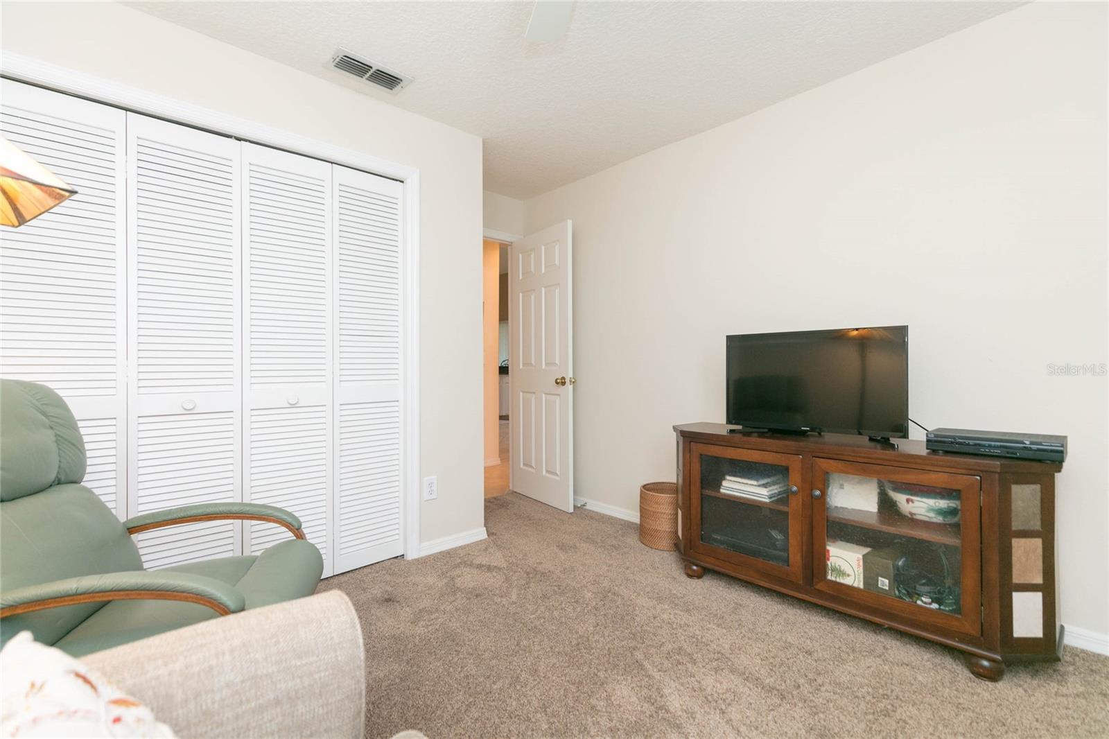 RIVER HILLS COUNTRY CLUB PARCE - Residential