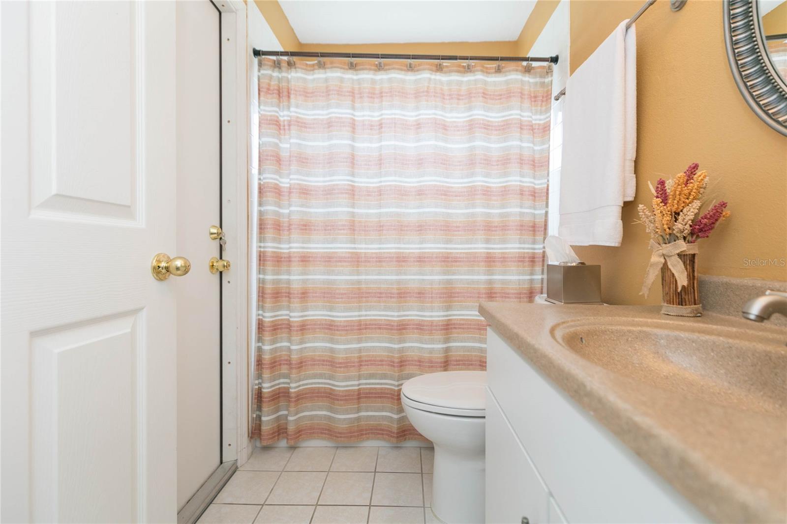 RIVER HILLS COUNTRY CLUB PARCE - Residential