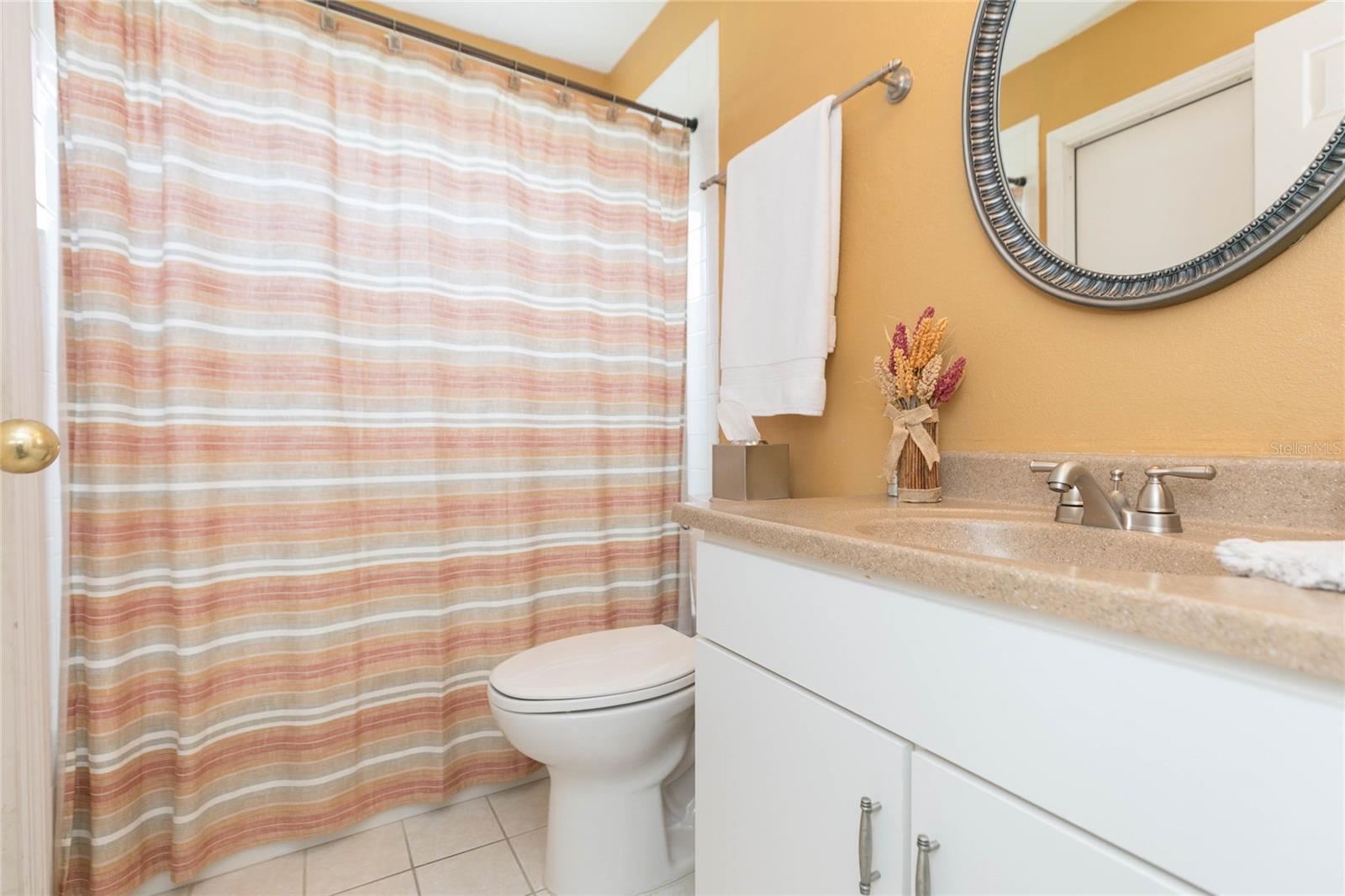 RIVER HILLS COUNTRY CLUB PARCE - Residential