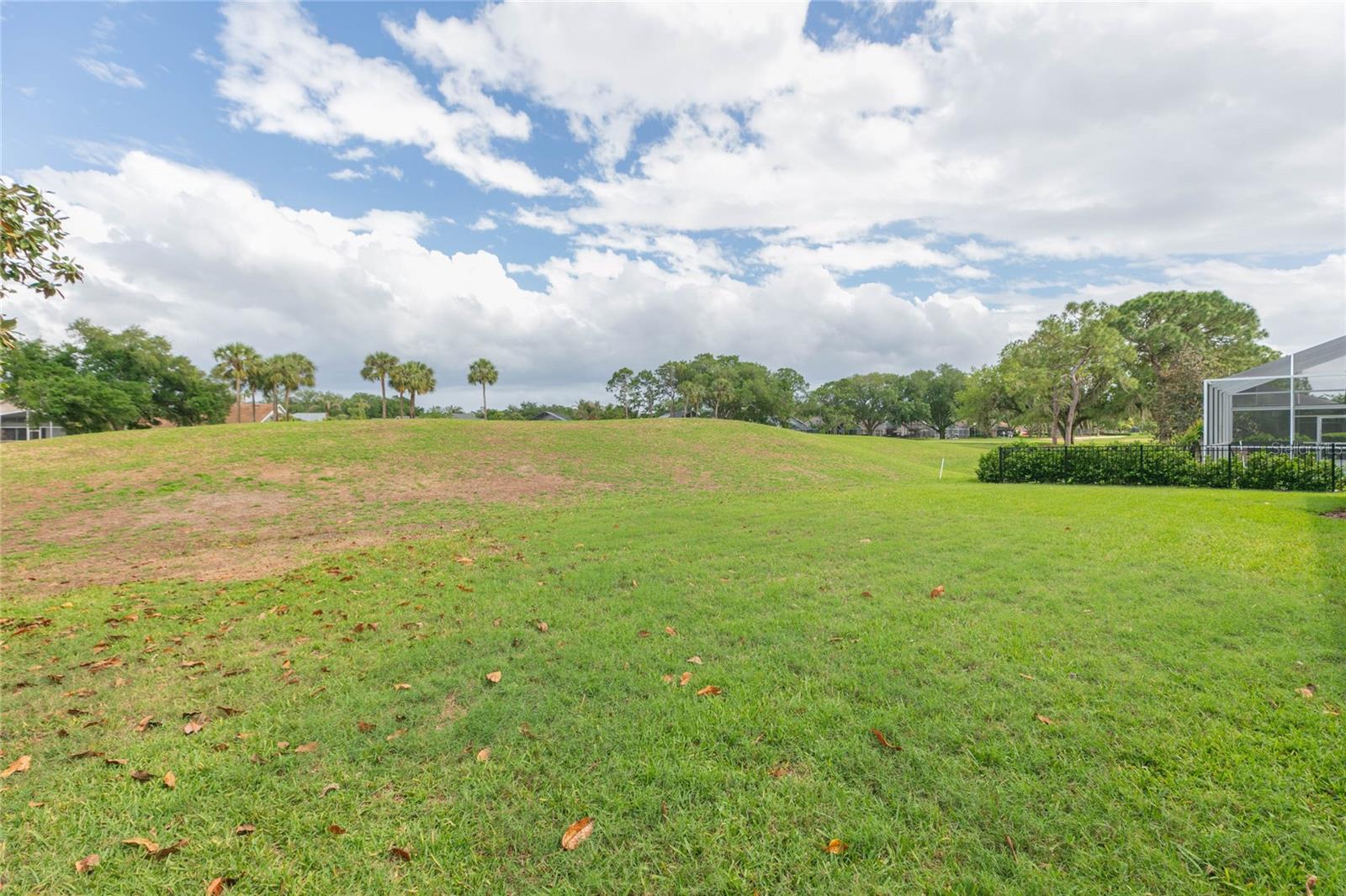 RIVER HILLS COUNTRY CLUB PARCE - Residential