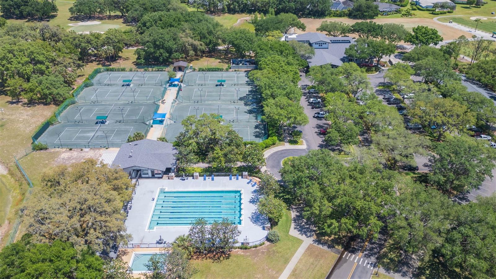 RIVER HILLS COUNTRY CLUB PARCE - Residential