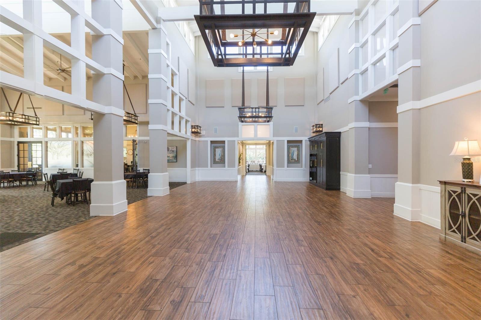 RIVER HILLS COUNTRY CLUB PARCE - Residential