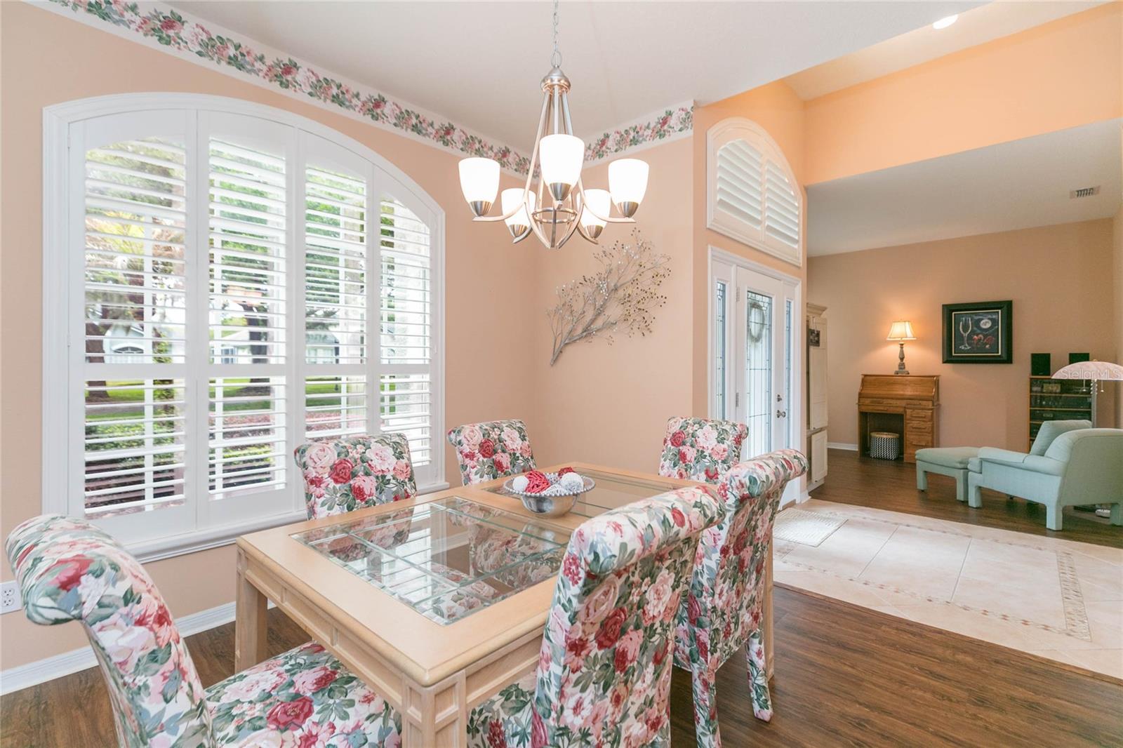 RIVER HILLS COUNTRY CLUB PARCE - Residential