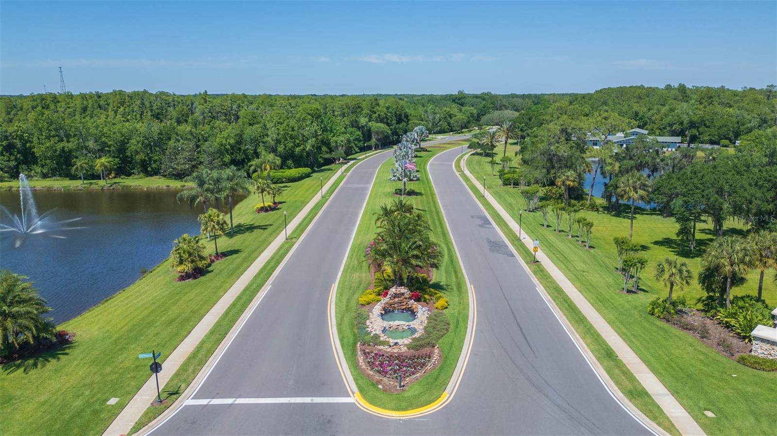 RIVER HILLS COUNTRY CLUB PARCE - Residential