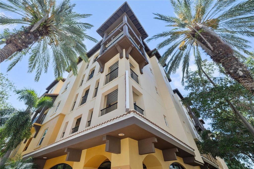 Photo of 100 4th Avenue S #103, St Petersburg, FL 33701 (MLS # TB8481125)