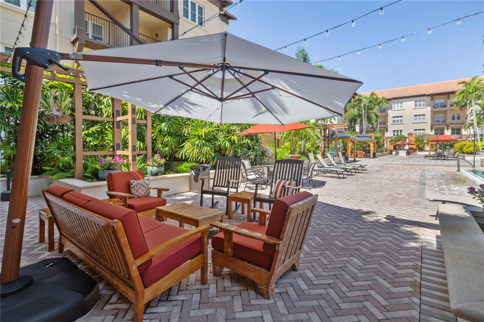 MADISON AT ST PETE II - Residential