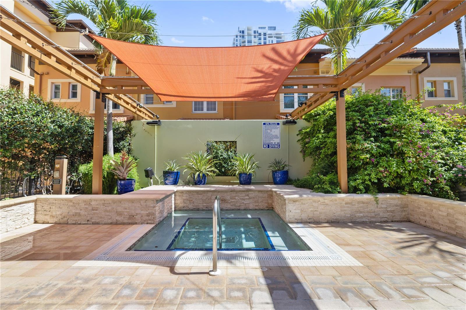 MADISON AT ST PETE II - Residential