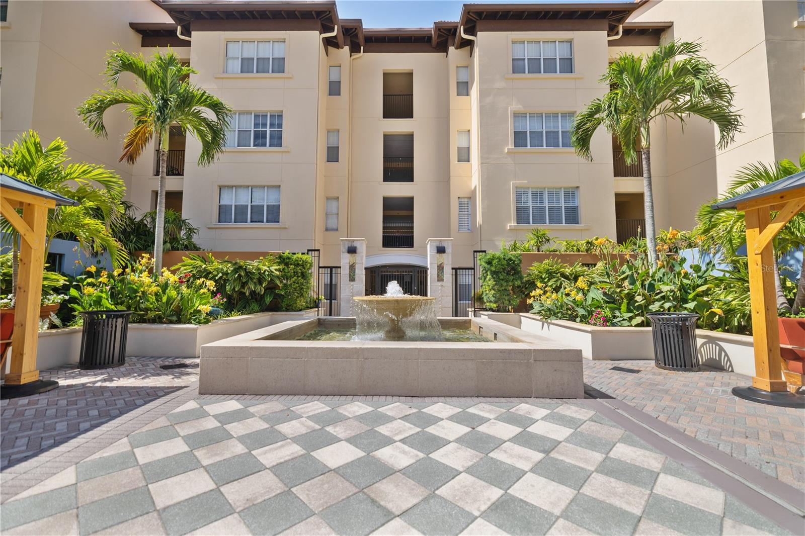 MADISON AT ST PETE II - Residential