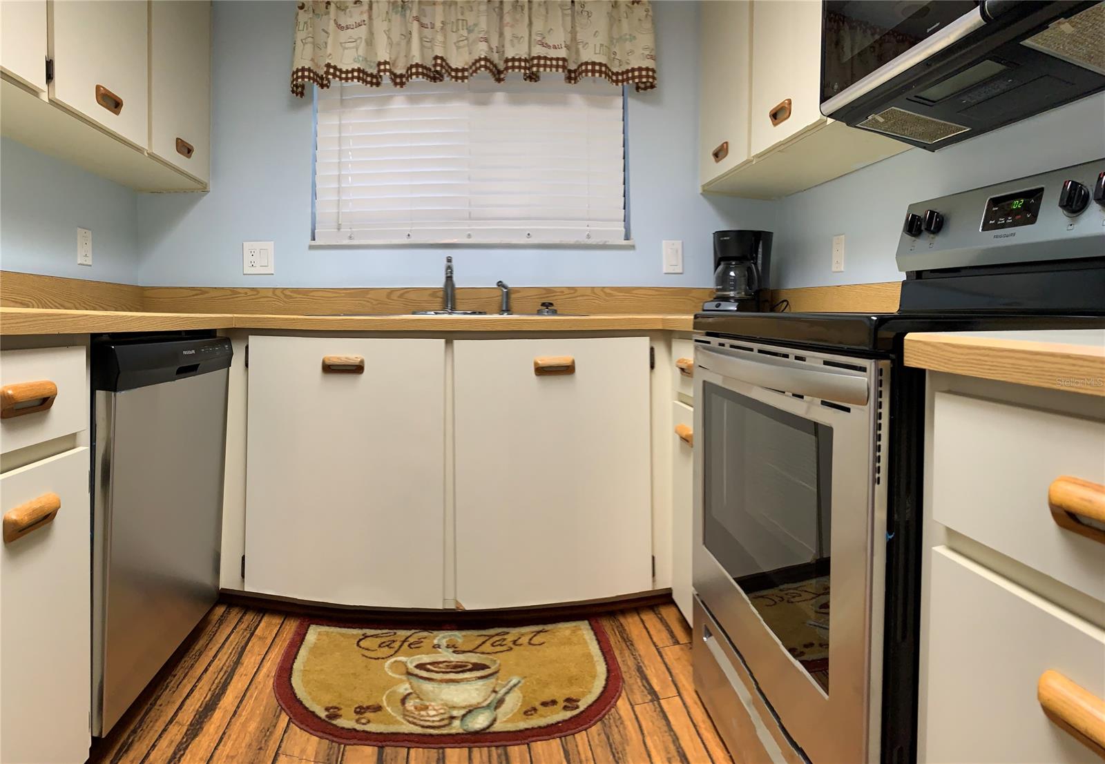 Sea Woods Condo - Residential