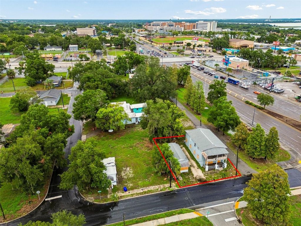Photo of 115 Emma Street, Lakeland, FL 33815 (MLS # O6421108)
