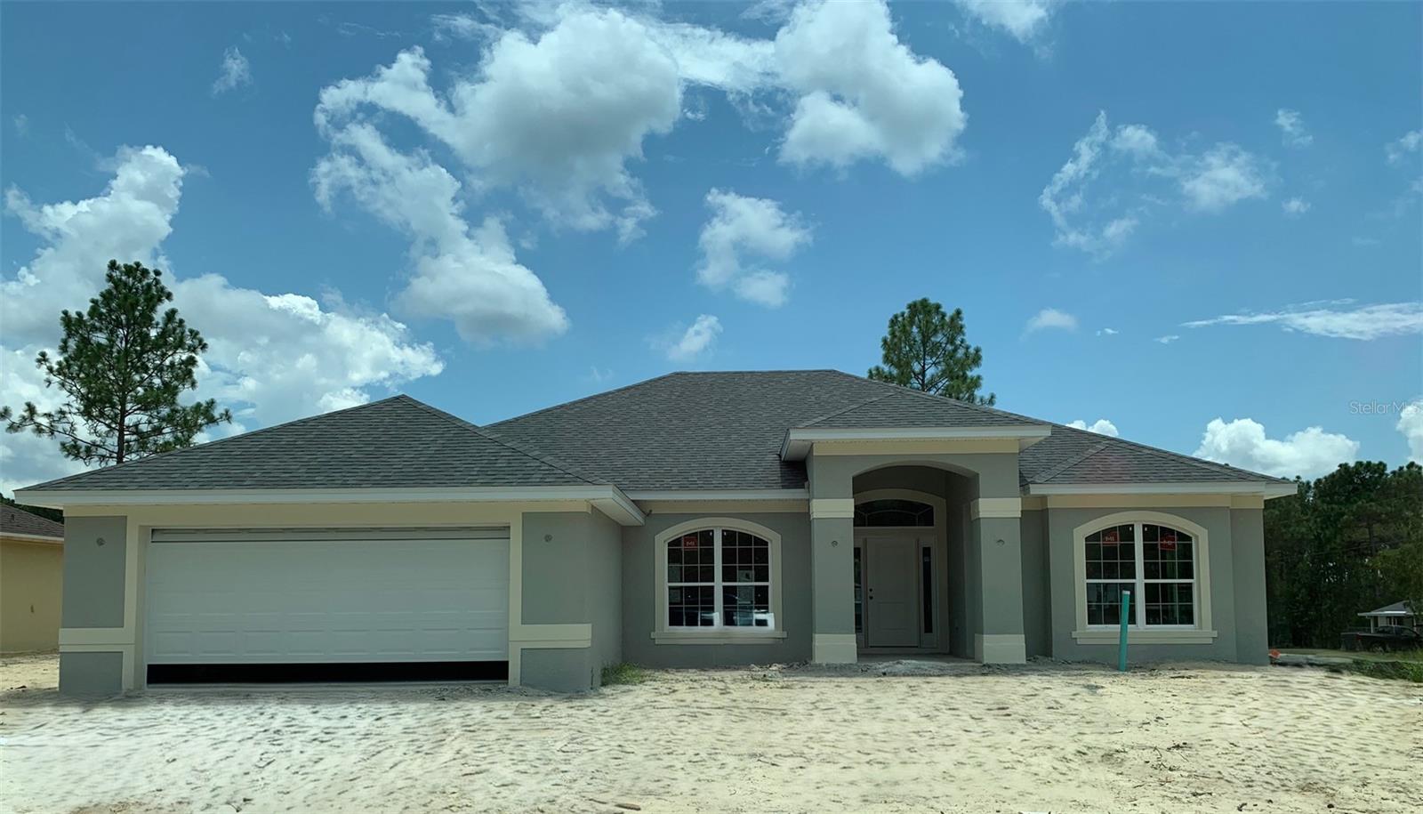2208 W LANDMARK DRIVE