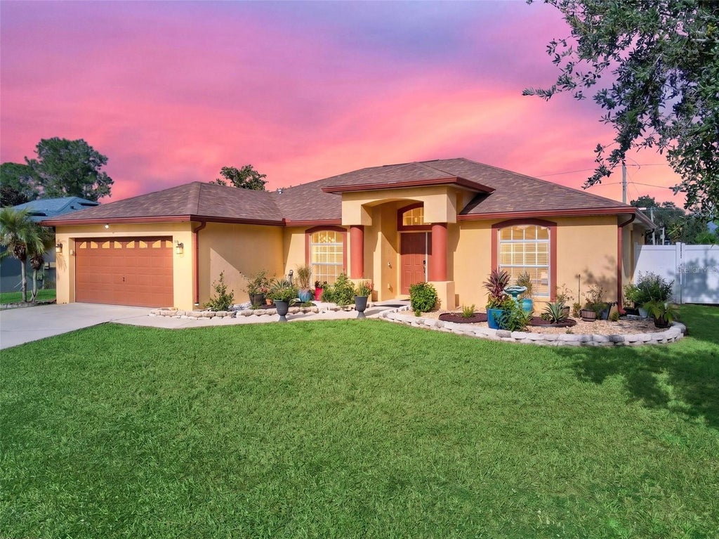 Photo of 5622 Fischer Drive, Lakeland, FL 33812 (MLS # L4964882)