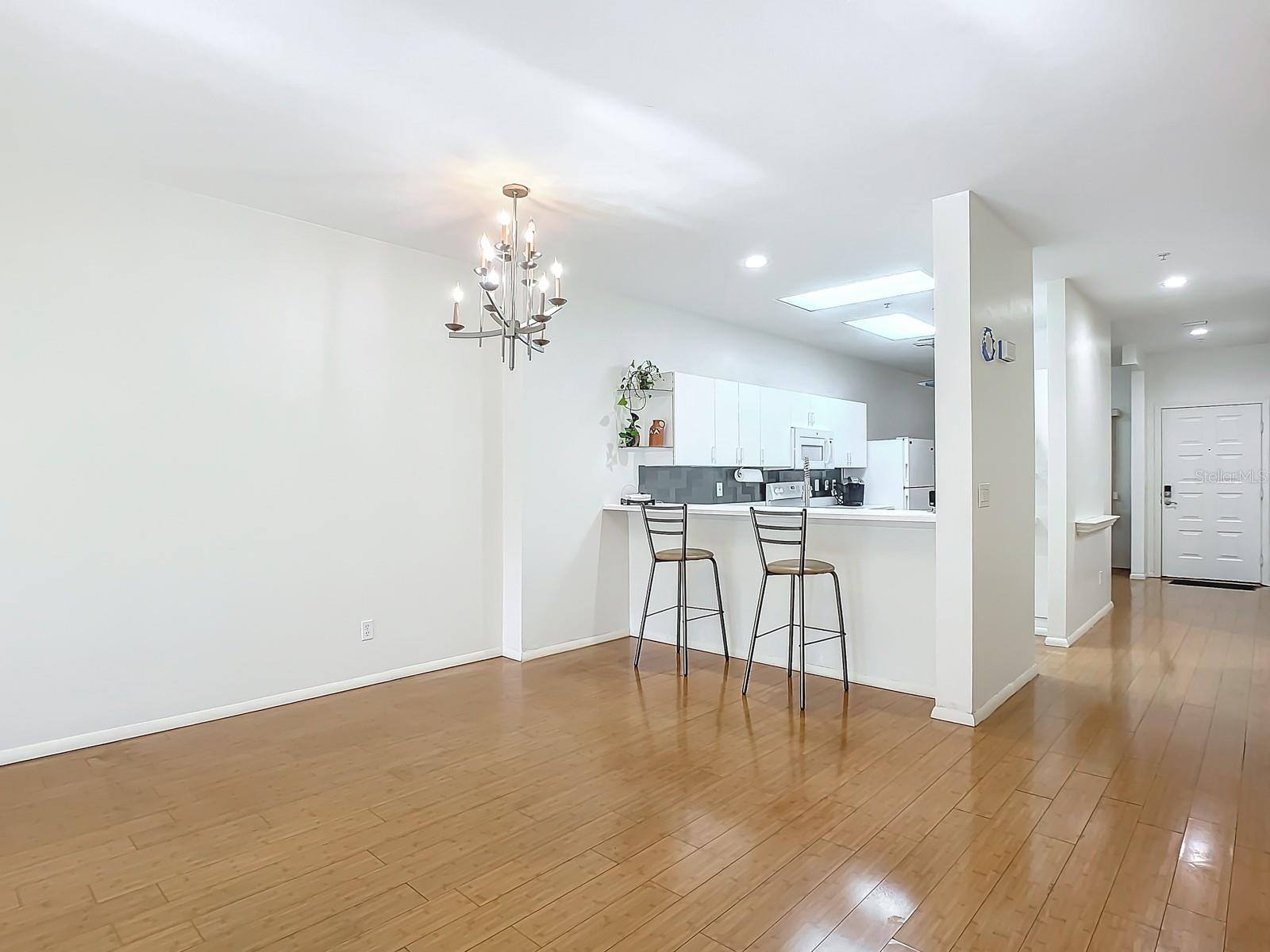 4 OCEANS WEST BOULEVARD 108B