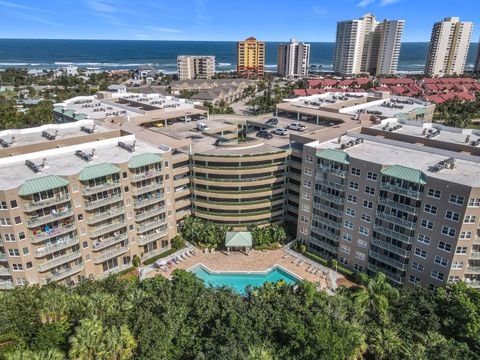 A home in DAYTONA BEACH