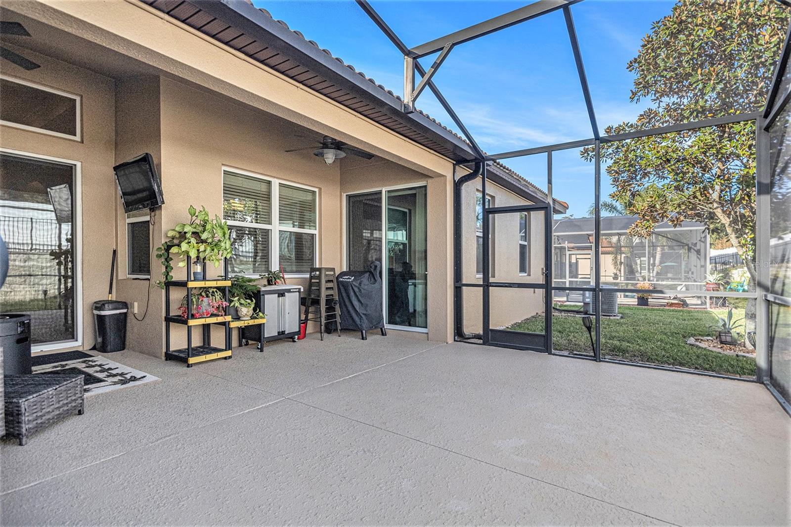 PILLARS RDG - Residential