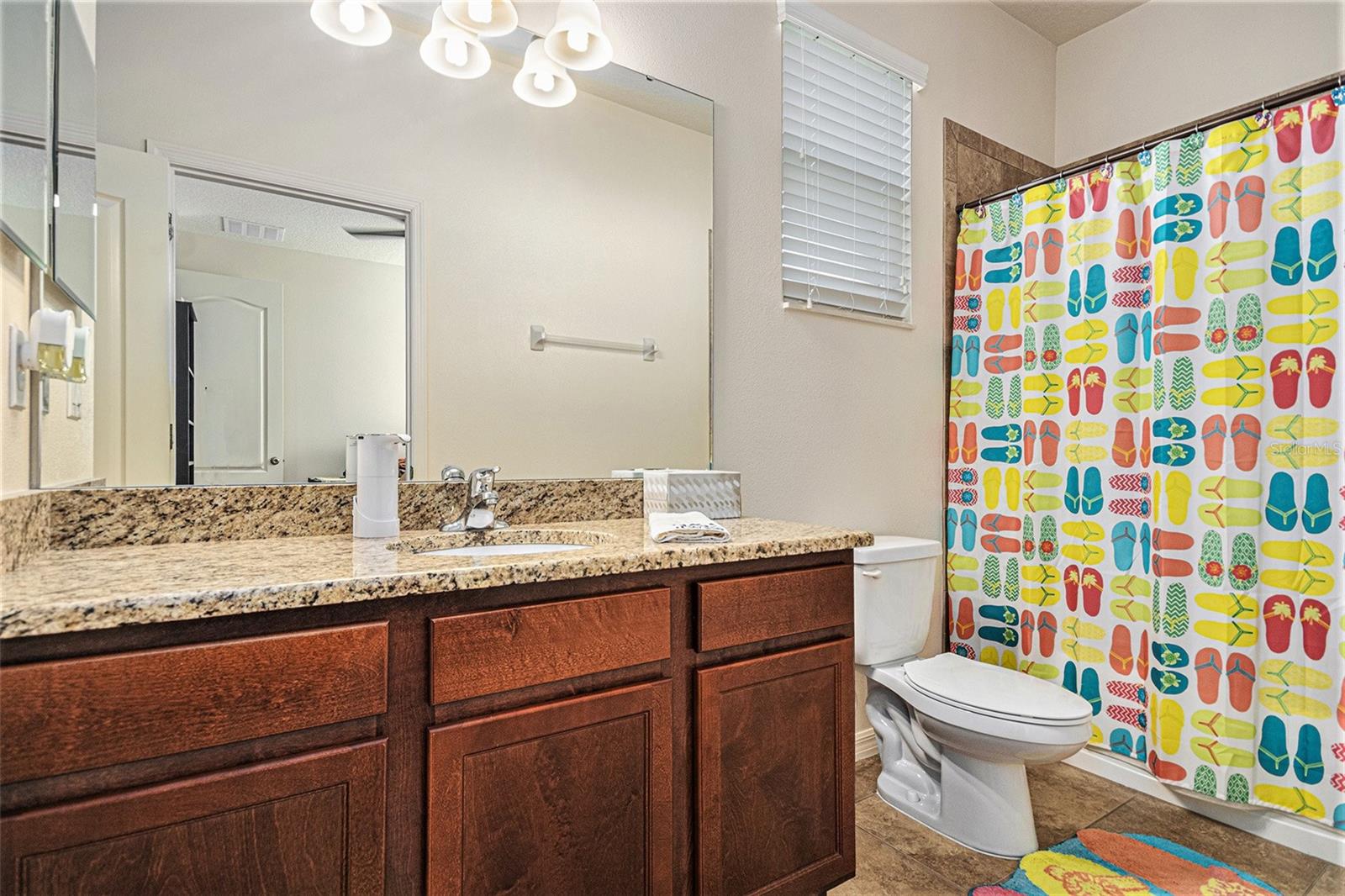 PILLARS RDG - Residential