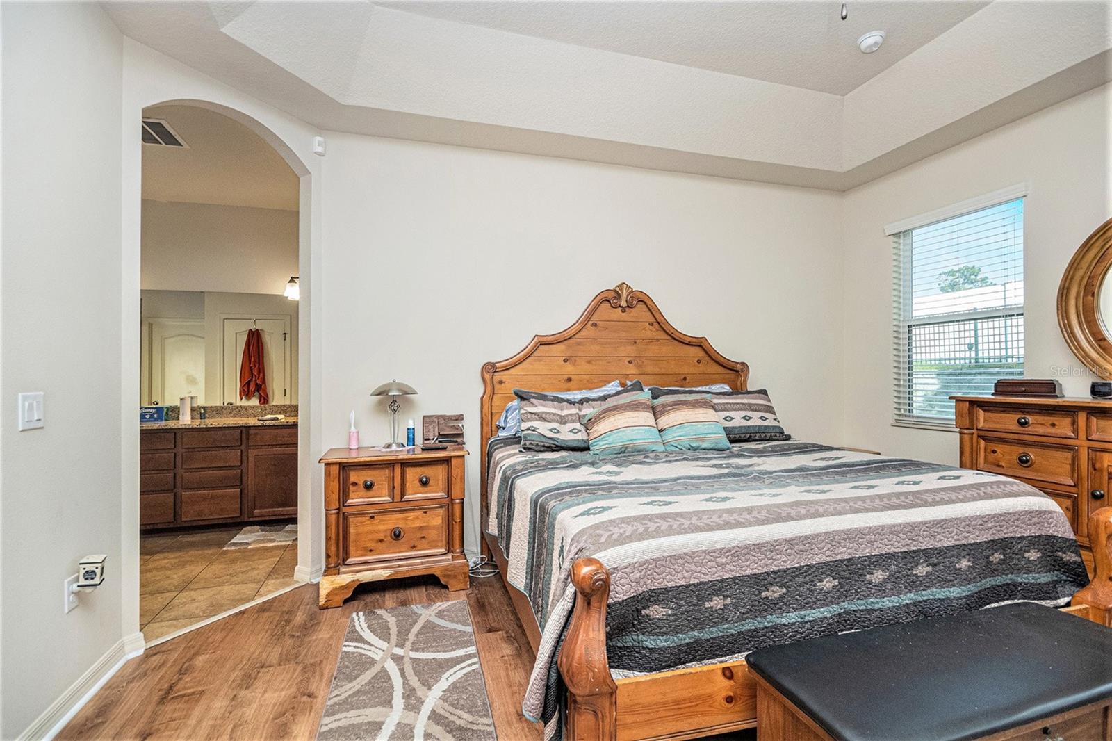 PILLARS RDG - Residential