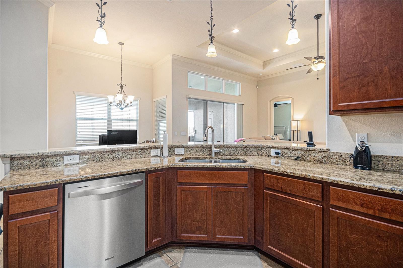 PILLARS RDG - Residential