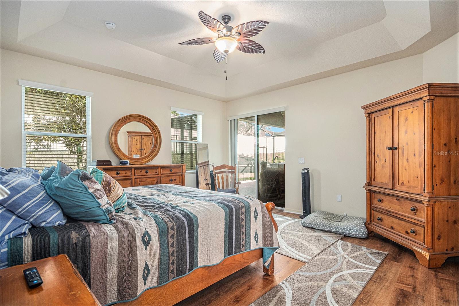 PILLARS RDG - Residential