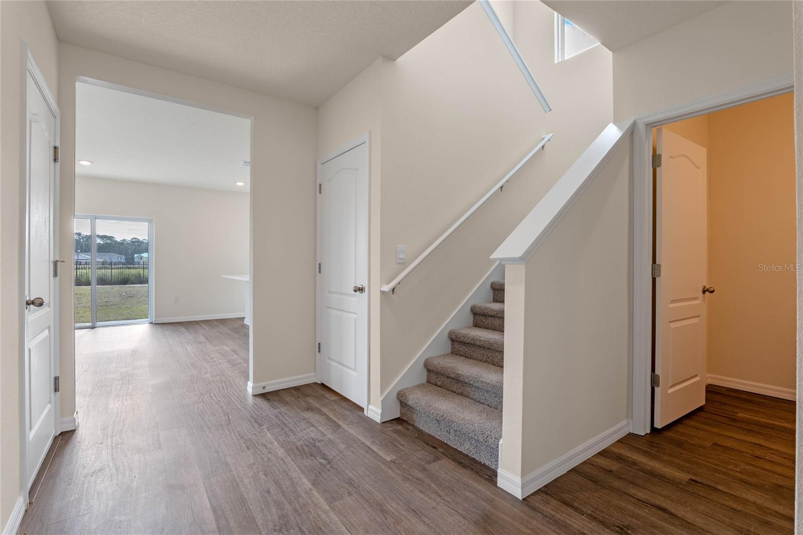 5896 GALLOPING DRIVE