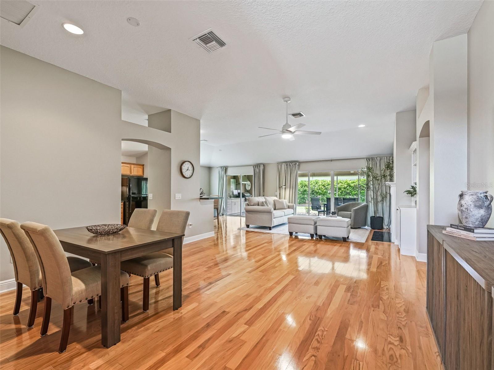 976 CARIBOU WAY